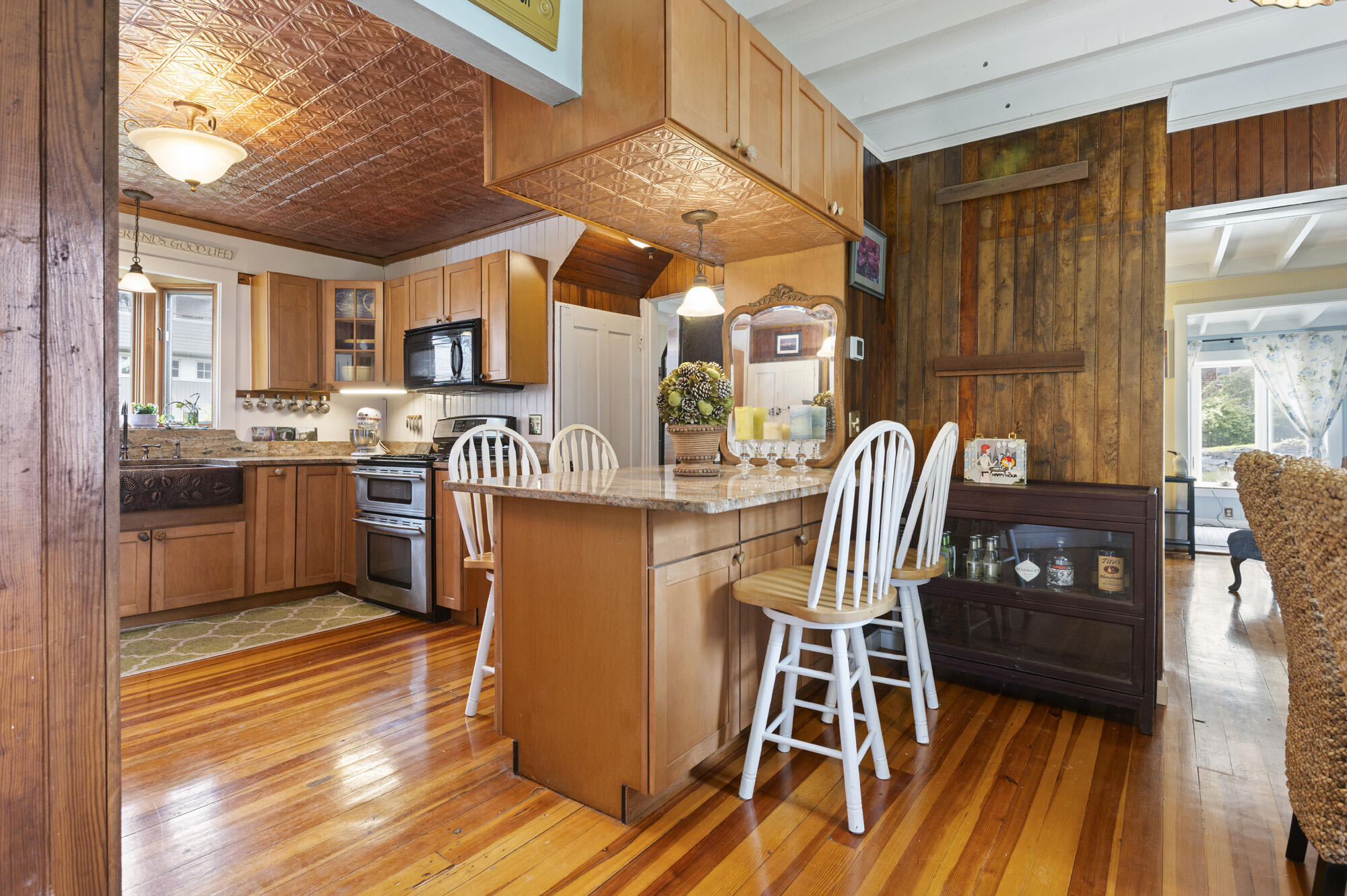 46 Ryefield Street Portland, ME 04108 - Photo 26 of 54 Kitchen