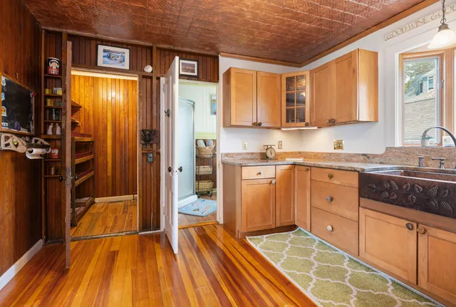 $925,000 | 46 Ryefield Street, Portland, ME 04108