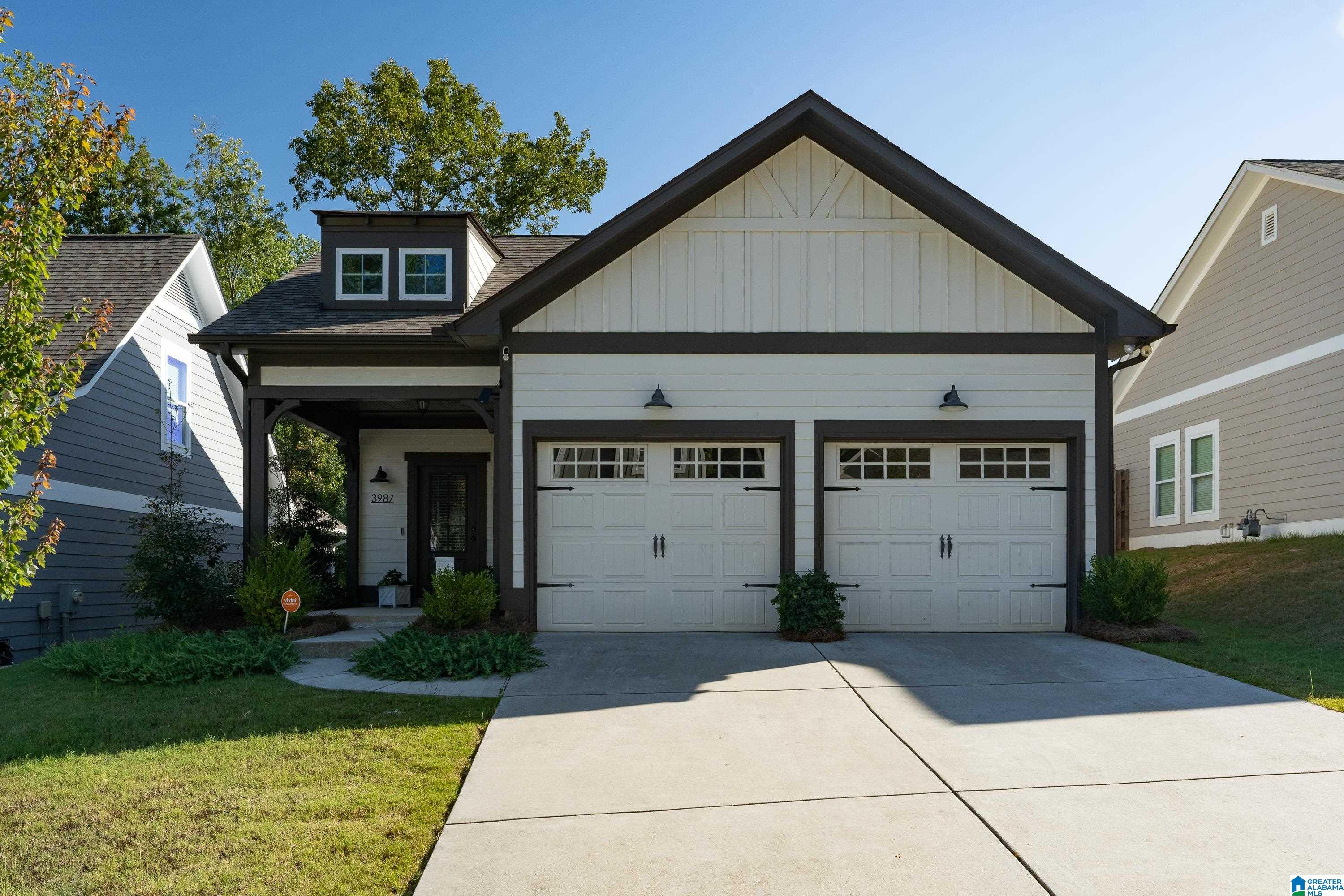 3987 Valley Manor Birmingham, AL 35210 - Photo 2 of 48
