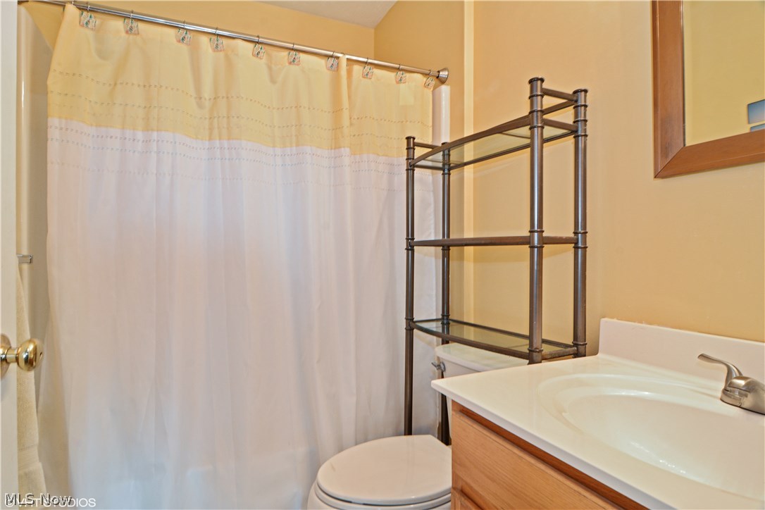278 Sandstone Ridge Way Berea, OH 44017 - Photo 16 of 20 Gallery Image 16