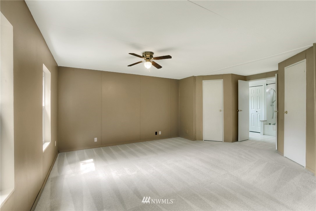 6255 Southeast Sedgwick Road Port Orchard, WA 98366 - Photo 8 of 23 Gallery Image 8