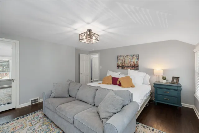 $510,000 | 240 Mc Kinley Avenue, Grosse Pointe, MI 48236