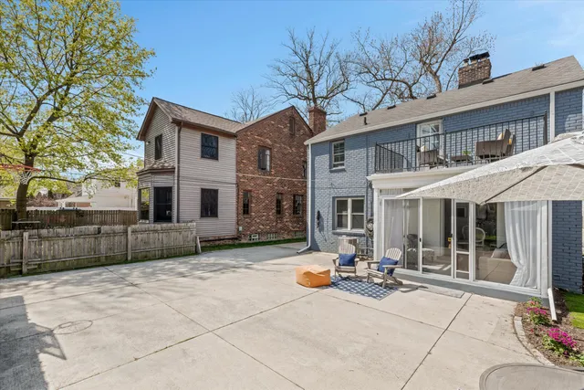 $510,000 | 240 Mc Kinley Avenue, Grosse Pointe, MI 48236