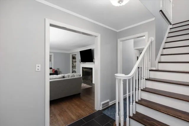 $510,000 | 240 Mc Kinley Avenue, Grosse Pointe, MI 48236