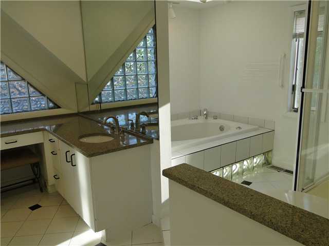 2735 Kent Road Columbus, OH 43221 - Photo 11 of 20 Gallery Image 11