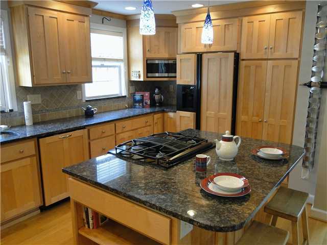 2735 Kent Road Columbus, OH 43221 - Photo 3 of 20 Gallery Image 3