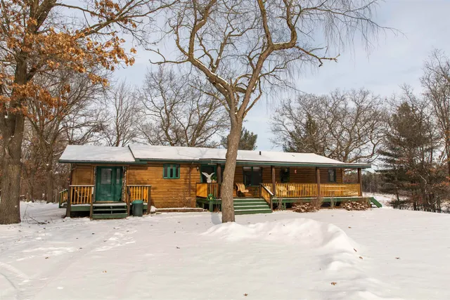 $400,000 | 2763 2nd, Oxford, WI 53952