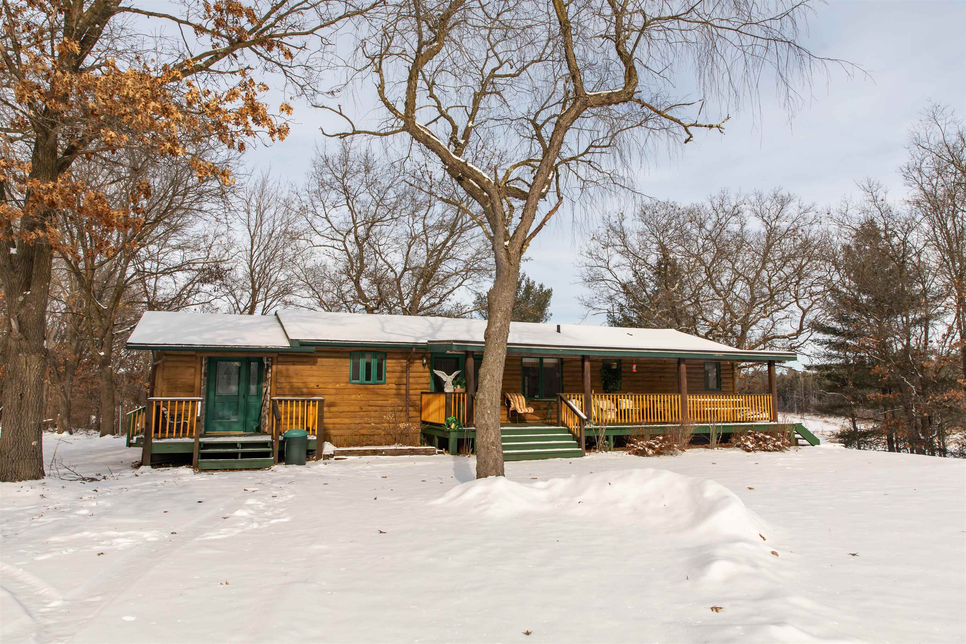 2763 2nd Oxford, WI 53952 - Photo 1 of 82