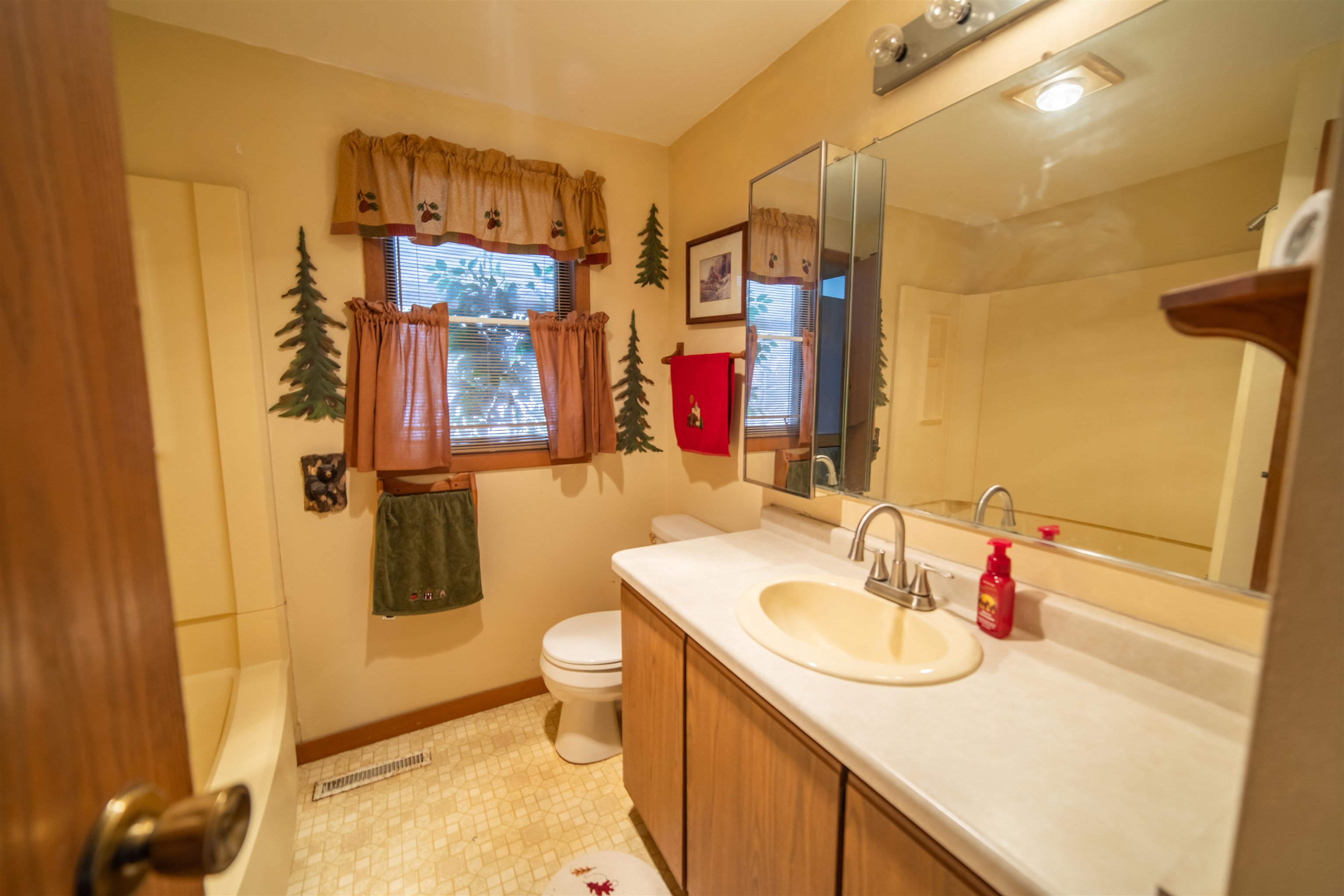 2763 2nd Oxford, WI 53952 - Photo 30 of 82