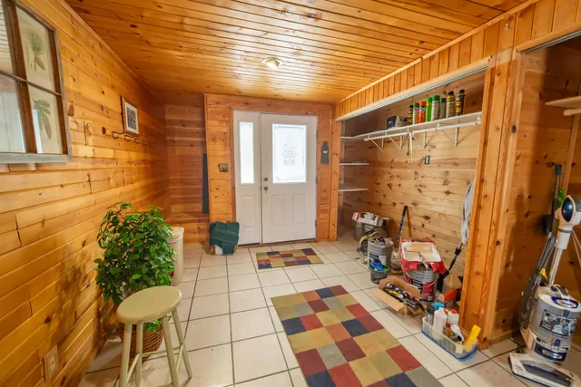 $400,000 | 2763 2nd, Oxford, WI 53952