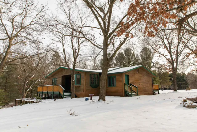 $400,000 | 2763 2nd, Oxford, WI 53952