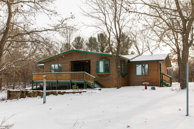 $400,000 | 2763 2nd, Oxford, WI 53952