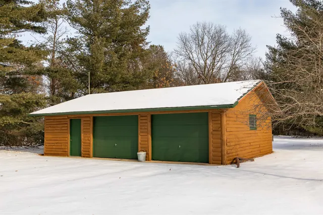 $400,000 | 2763 2nd, Oxford, WI 53952