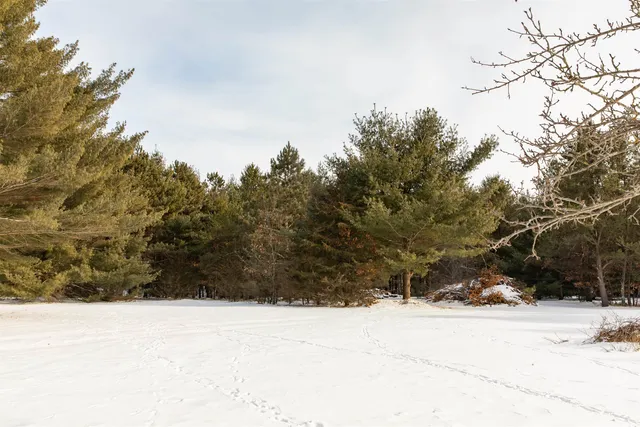 $400,000 | 2763 2nd, Oxford, WI 53952