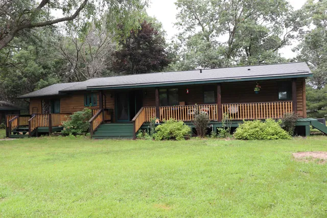 $400,000 | 2763 2nd, Oxford, WI 53952