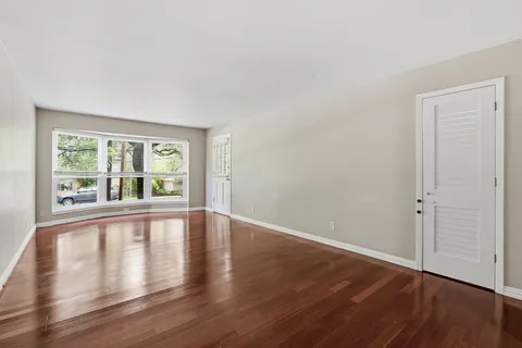 $439,000 | 1210 Windsor Road, Unit 104, Austin, TX 78703