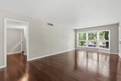$439,000 | 1210 Windsor Road, Unit 104, Austin, TX 78703