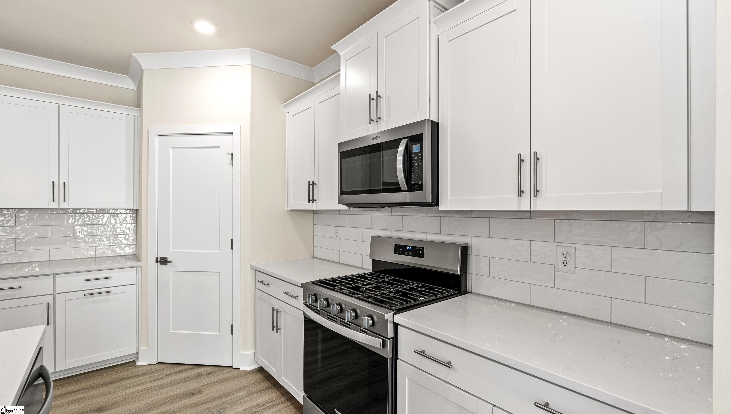 310 Fiery Road Greenville, SC 29607 - Photo 9 of 39 Gallery Image 9