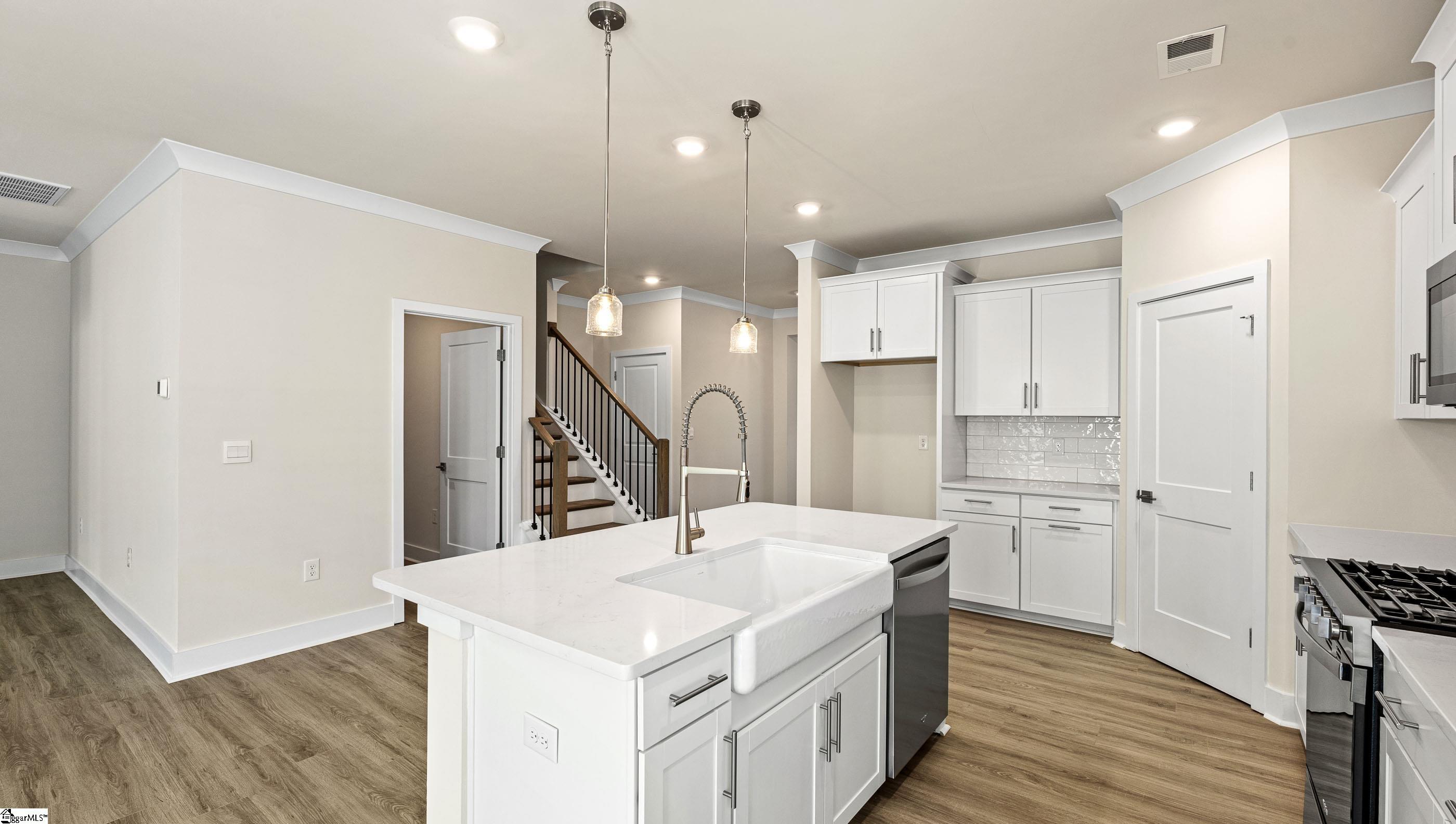 310 Fiery Road Greenville, SC 29607 - Photo 10 of 39 Gallery Image 10