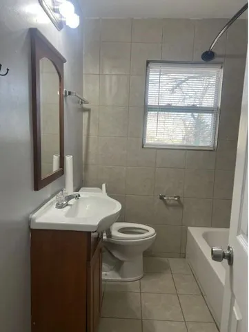 $1,750 | 305 West Oak Street, Unit A, Lawrenceville, GA 30046