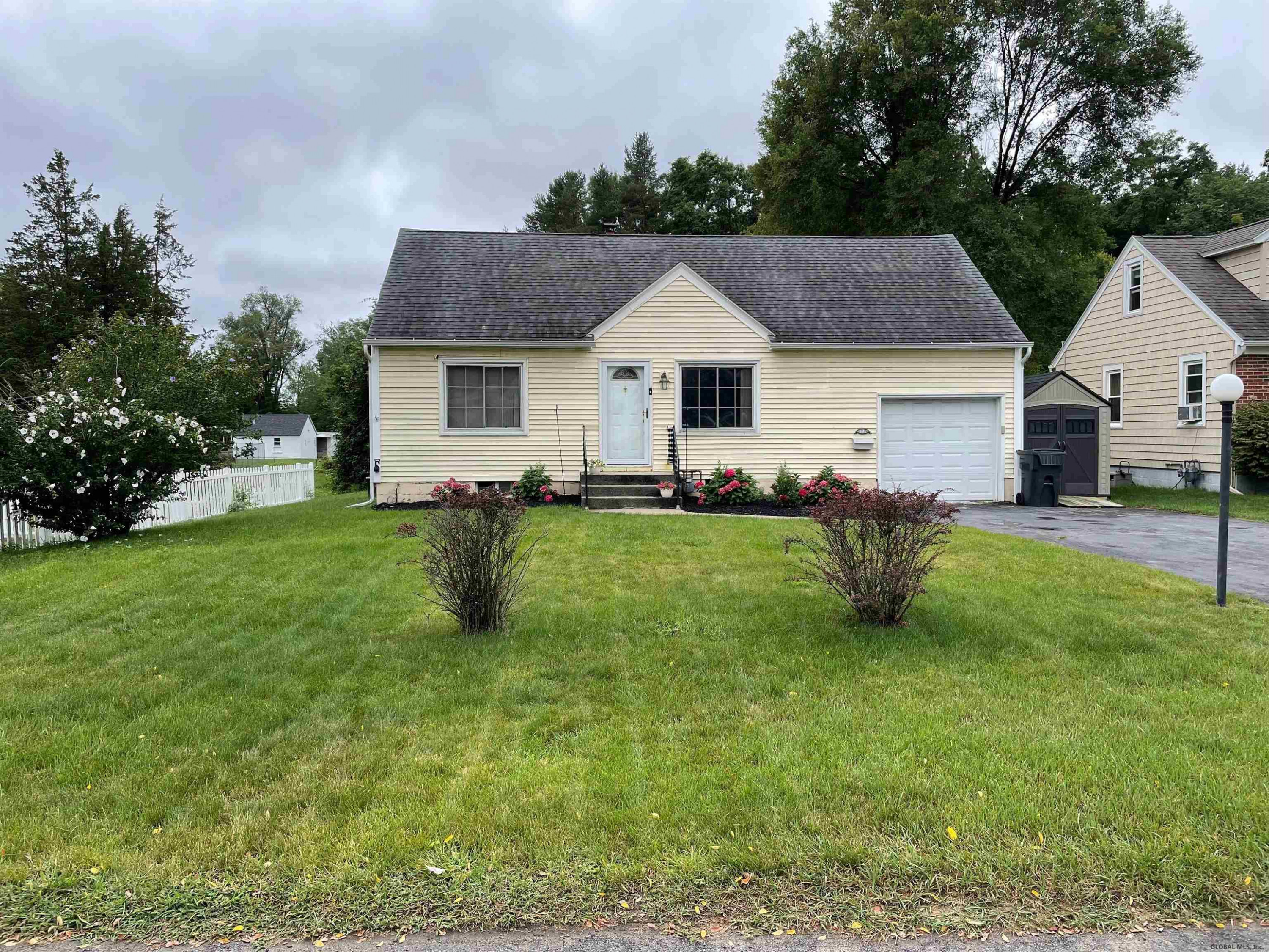 1051 Peter Road Rotterdam, NY 12303 - Photo 1 of 32 Photo 1