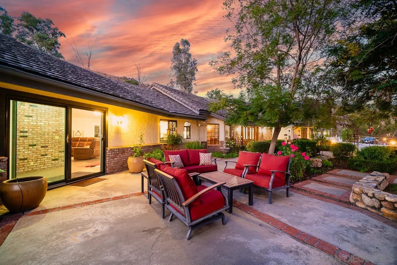 14574 Millards Road Poway, CA 92064 - Photo 7 of 75