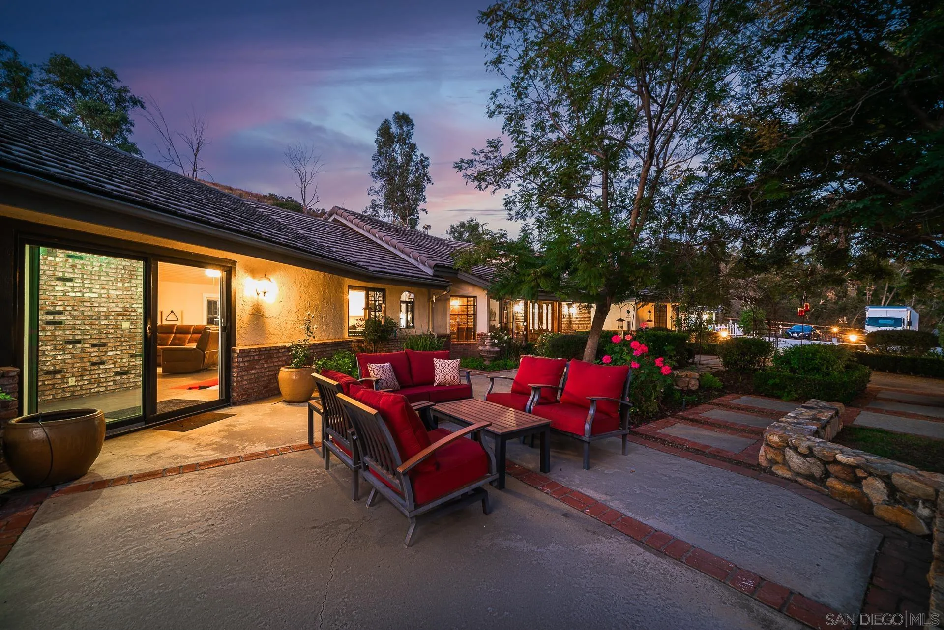 14574 Millards Road Poway, CA 92064 - Photo 8 of 75