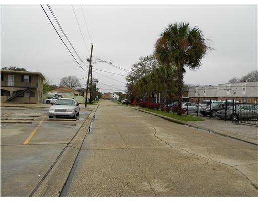 4020 Rye Street, Unit 15 Metairie, LA 70002 - Photo 3 of 14 Gallery Image 3