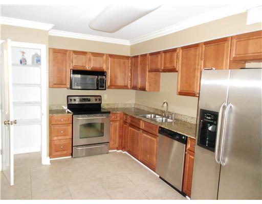4020 Rye Street, Unit 15 Metairie, LA 70002 - Photo 4 of 14 Gallery Image 4