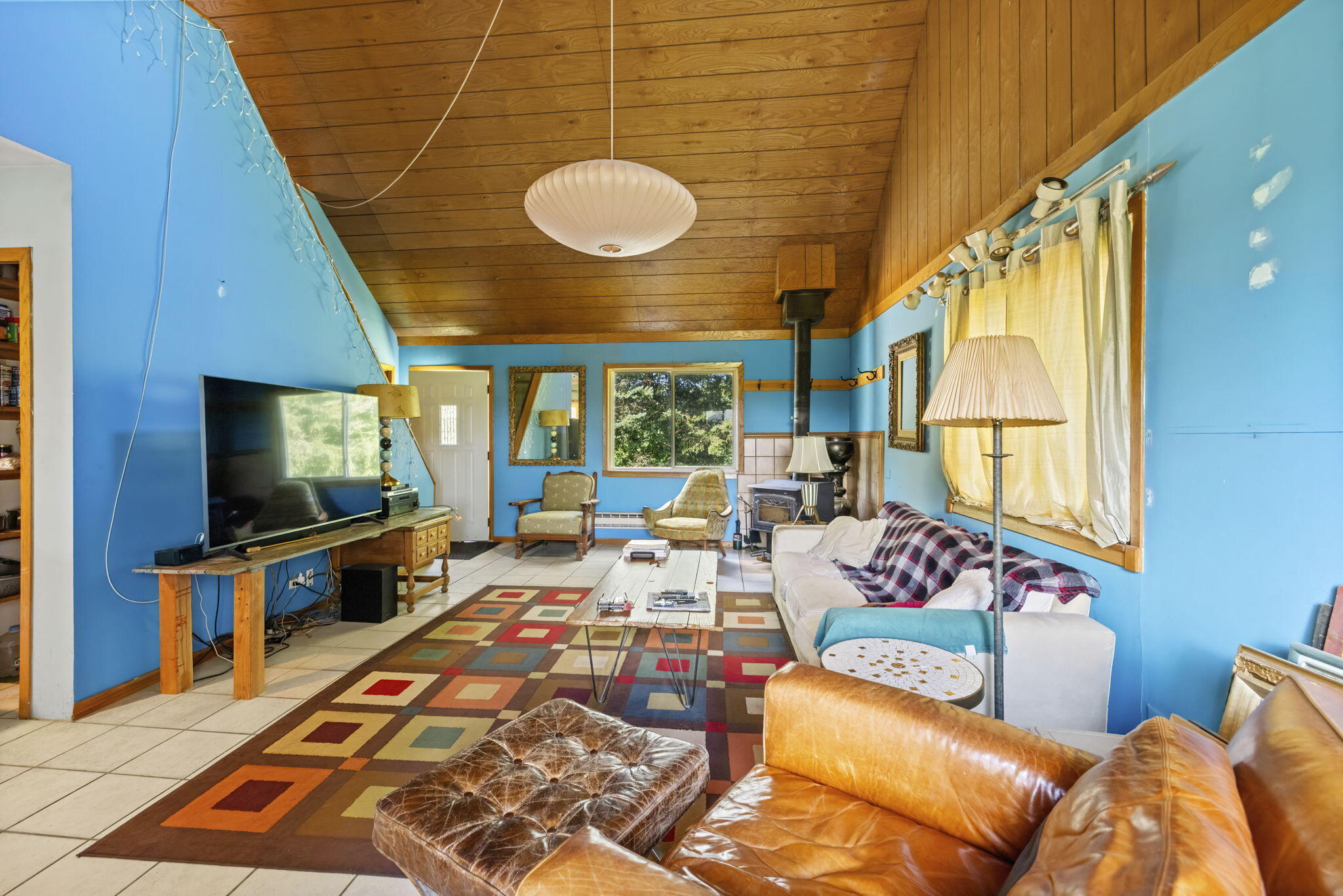 19785 South Lakeside Road New Buffalo, MI 49117 - Photo 27 of 30 Living Room