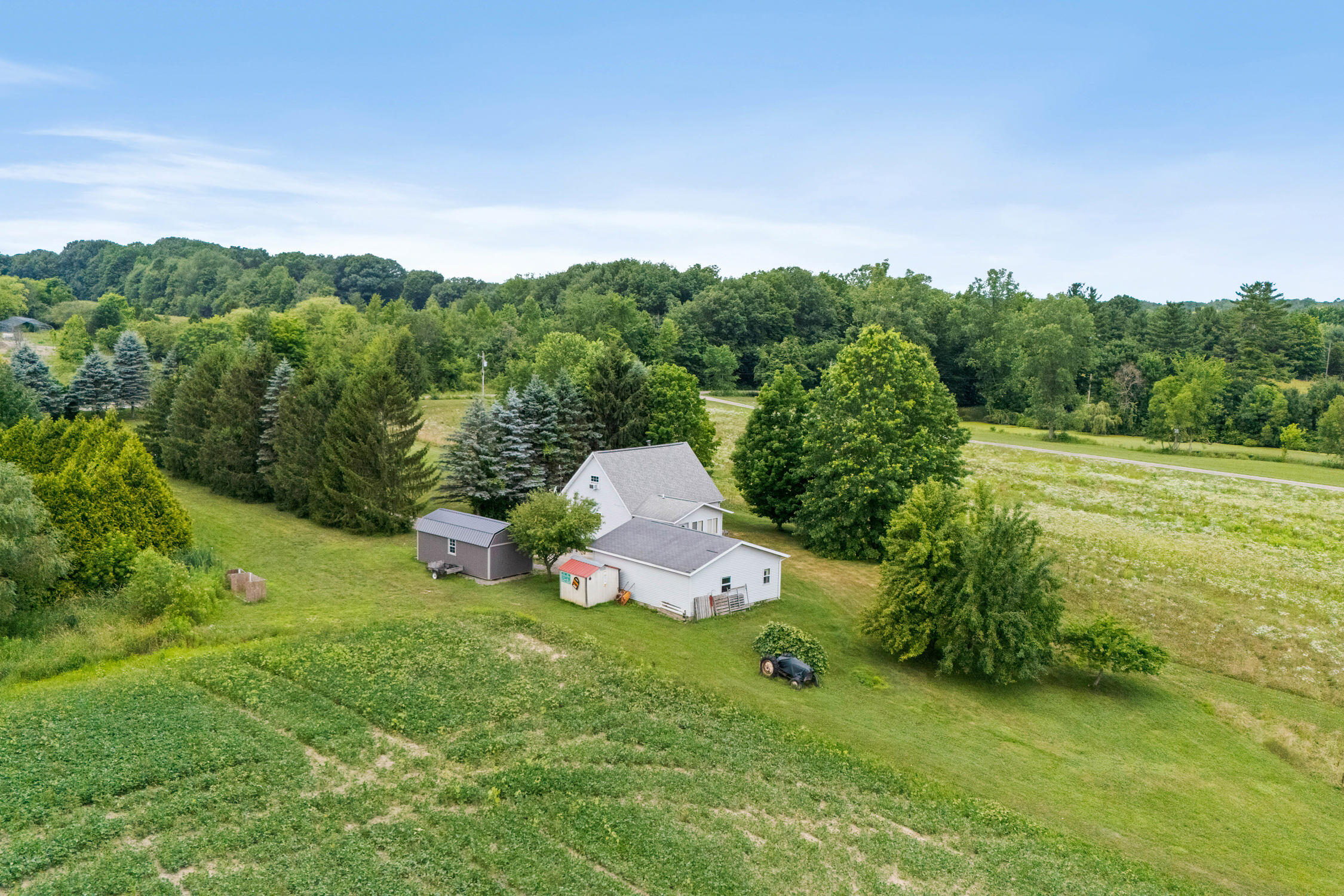 19785 South Lakeside Road New Buffalo, MI 49117 - Photo 3 of 30 32_dji_20250709133748_0085_d