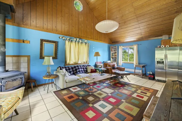 $435,000 | 19785 South Lakeside Road, New Buffalo, MI 49117