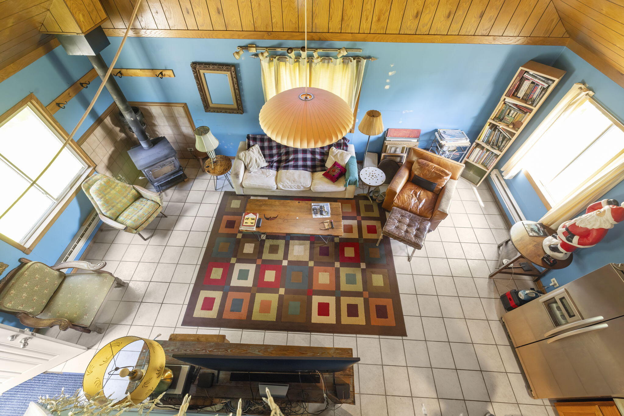 19785 South Lakeside Road New Buffalo, MI 49117 - Photo 5 of 30 Living Room