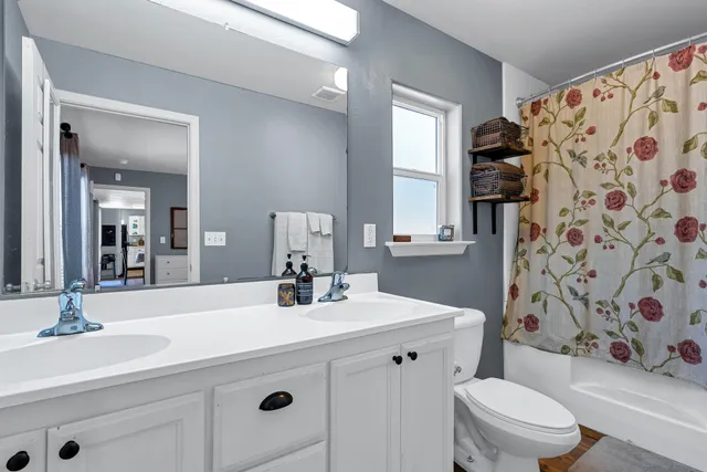 $1,150,000 | 42048 Wilcox Road, Hat Creek, CA 96040