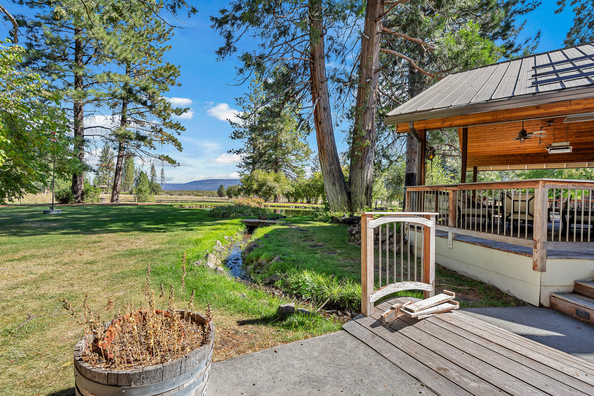 42048 Wilcox Road Hat Creek, CA 96040 - Photo 13 of 134 42048WilcoxRoad-120