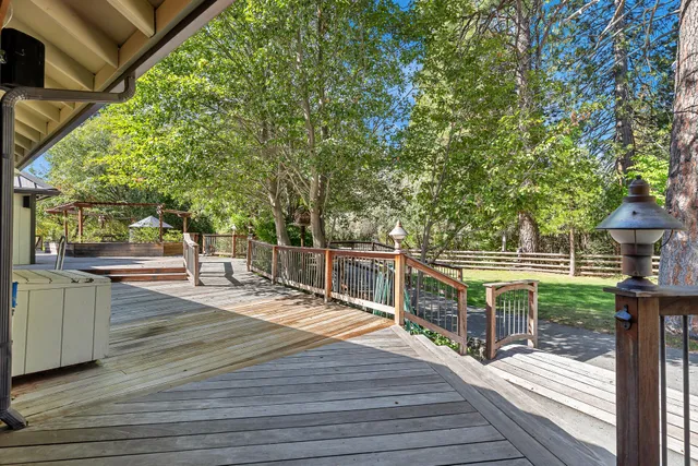 $1,150,000 | 42048 Wilcox Road, Hat Creek, CA 96040