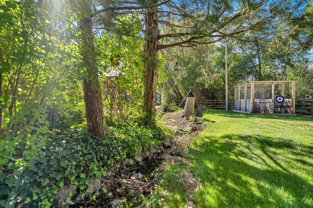 $1,150,000 | 42048 Wilcox Road, Hat Creek, CA 96040