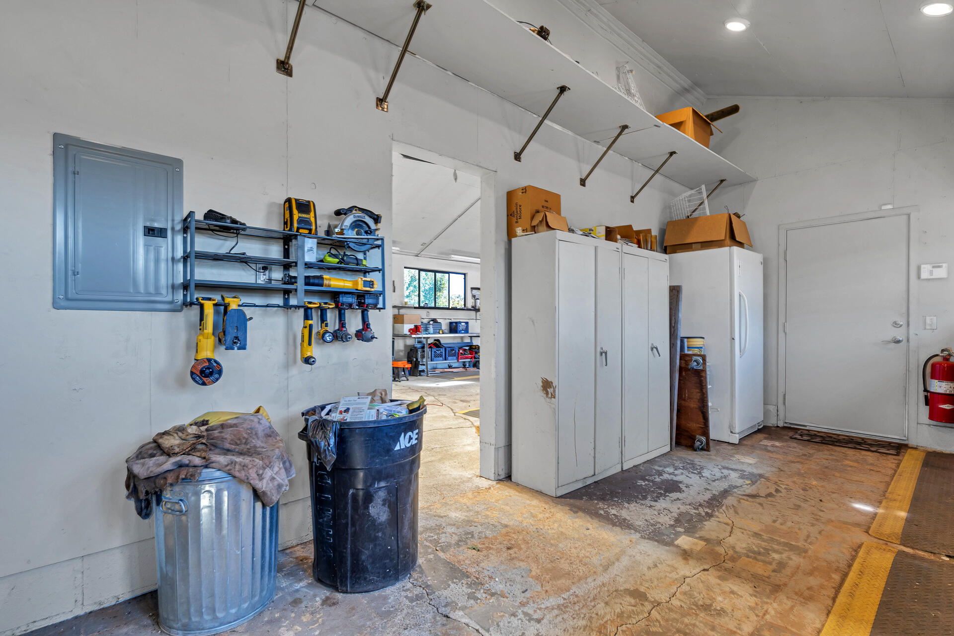 42048 Wilcox Road Hat Creek, CA 96040 - Photo 81 of 134 42048WilcoxRoad-80