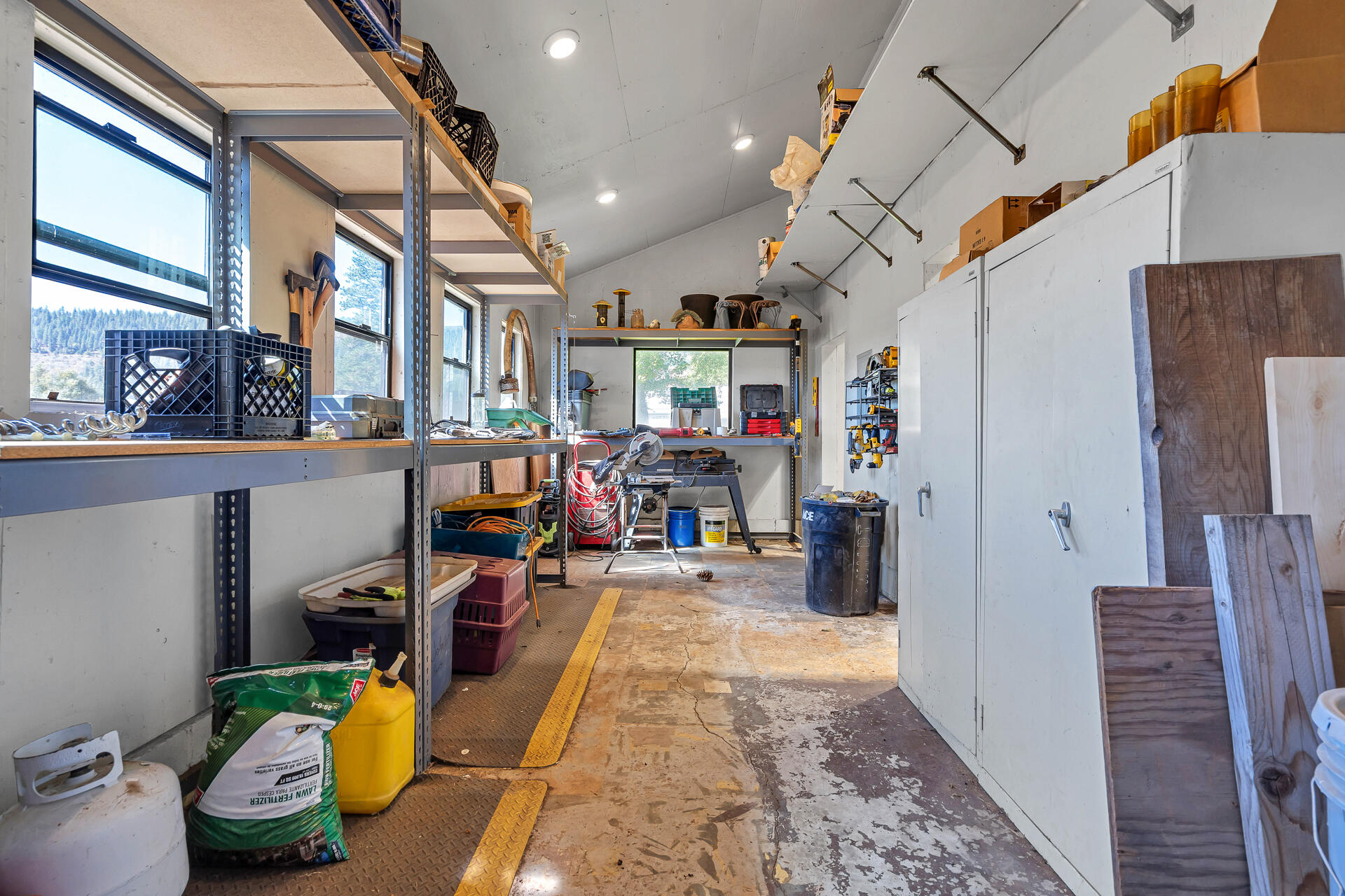 42048 Wilcox Road Hat Creek, CA 96040 - Photo 82 of 134 42048WilcoxRoad-81