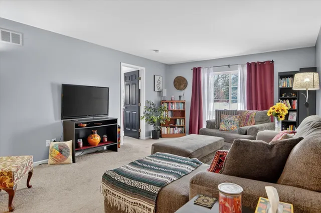 $325,000 | 291 Victoria Drive, Dexter, MI 48130