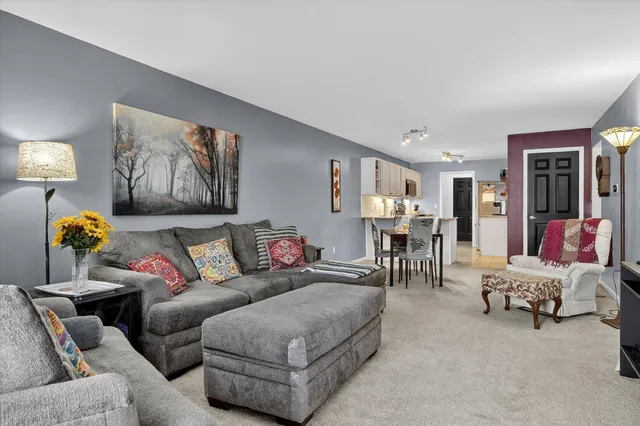 $325,000 | 291 Victoria Drive, Dexter, MI 48130