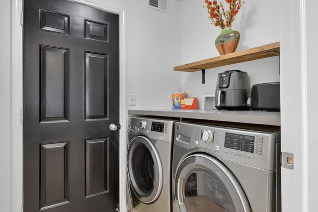 $325,000 | 291 Victoria Drive, Dexter, MI 48130