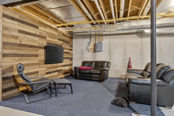 $325,000 | 291 Victoria Drive, Dexter, MI 48130