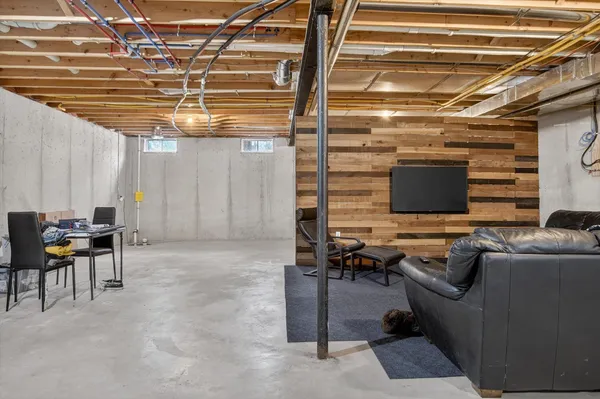 $325,000 | 291 Victoria Drive, Dexter, MI 48130