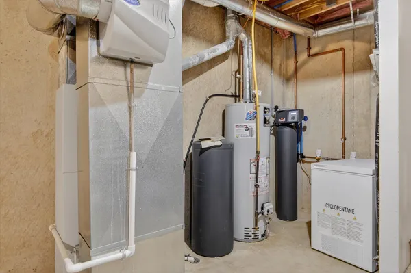 $325,000 | 291 Victoria Drive, Dexter, MI 48130