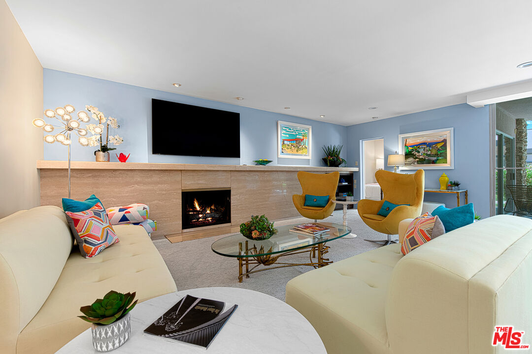 500 West Arenas Road, Unit 8 Palm Springs, CA 92262 - Photo 15 of 36