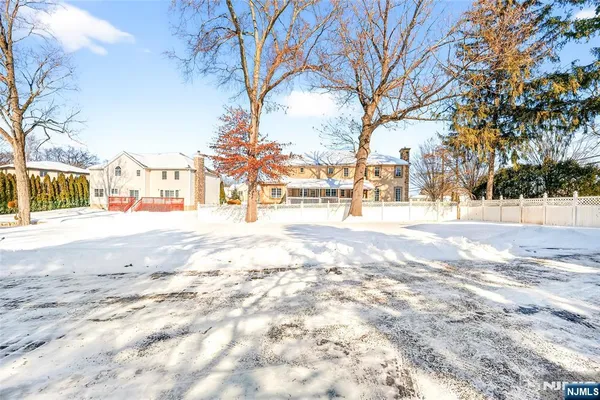 $4,400 | 499 Paramus Road, Paramus, NJ 07652