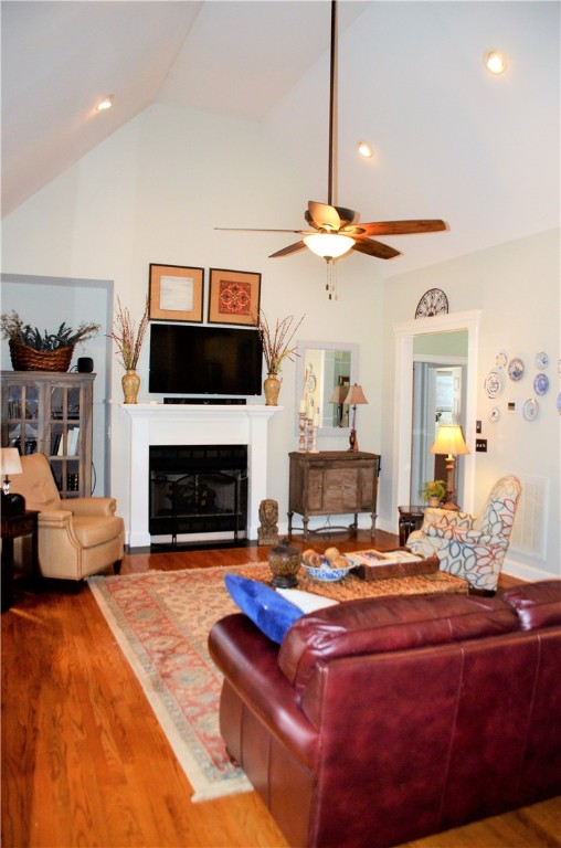 121 Ridgestone Drive Central, SC 29630 - Photo 4 of 34 Gallery Image 4