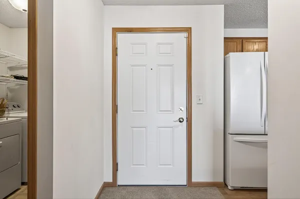 $185,000 | 2231 North Penn Place, Unit 120, North St. Paul, MN 55109
