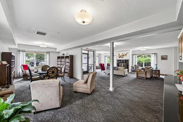 $185,000 | 2231 North Penn Place, Unit 120, North St. Paul, MN 55109